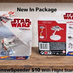 Star Wars SnowSpeeder Toy Vehicle - White, Red, Gray